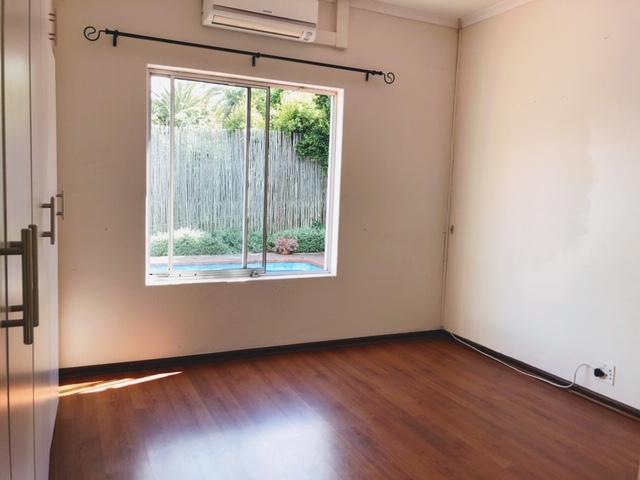 To Let 4 Bedroom Property for Rent in Hout Bay Western Cape